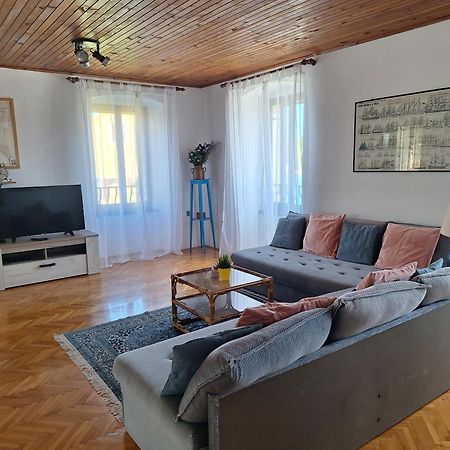 Two-Bedroom Apartment With Sea View,Big Terrase And Garden Старий Град Екстер'єр фото