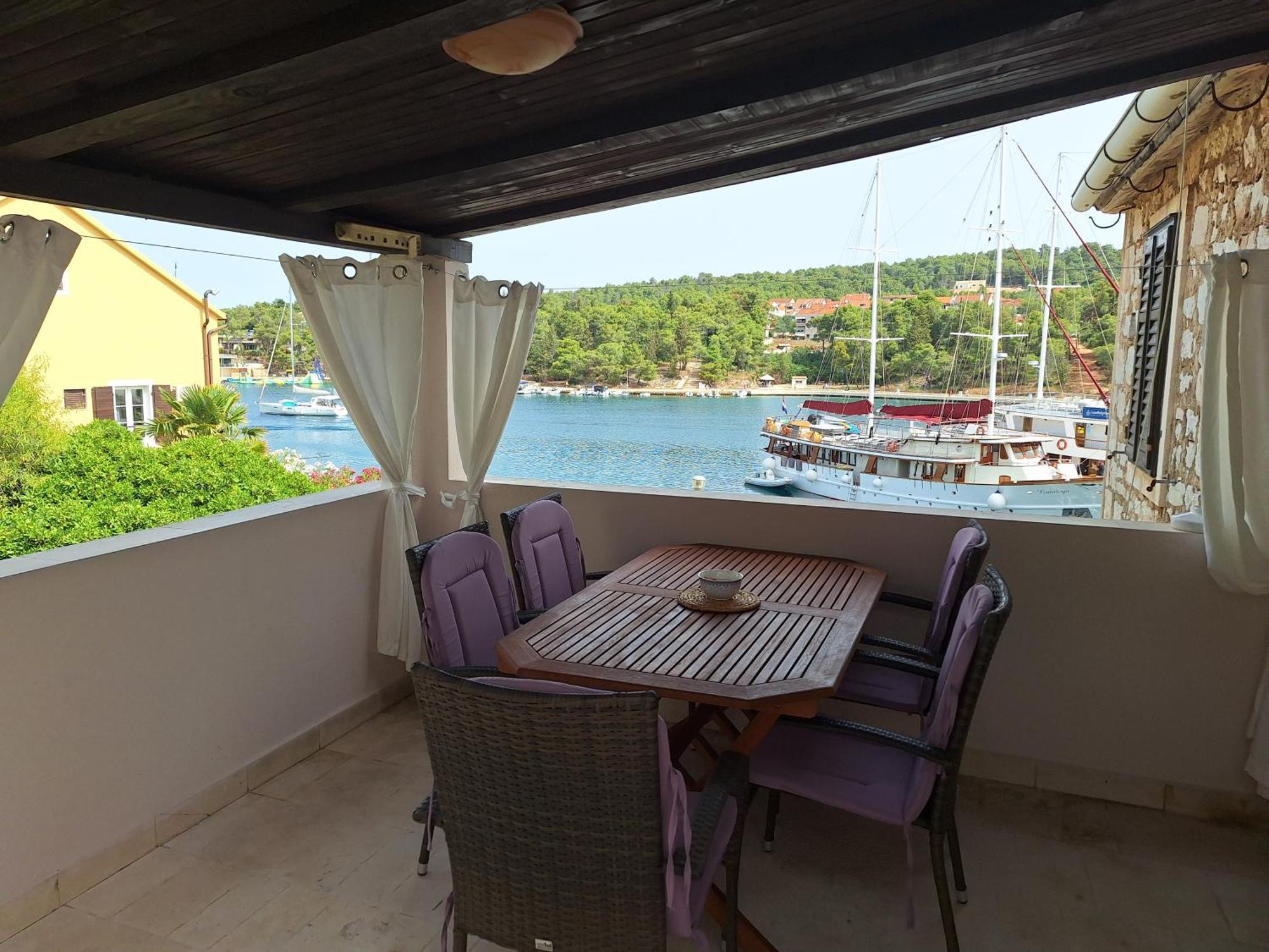 Two-Bedroom Apartment With Sea View,Big Terrase And Garden Старий Град Екстер'єр фото